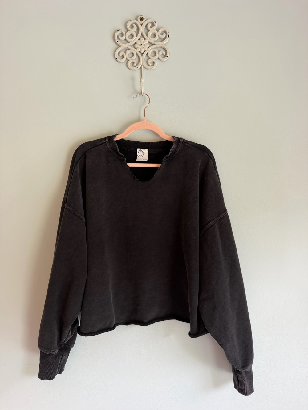 Offline by Aerie Women’s XL Washed Black Soft Swearshirt. Raw hem.